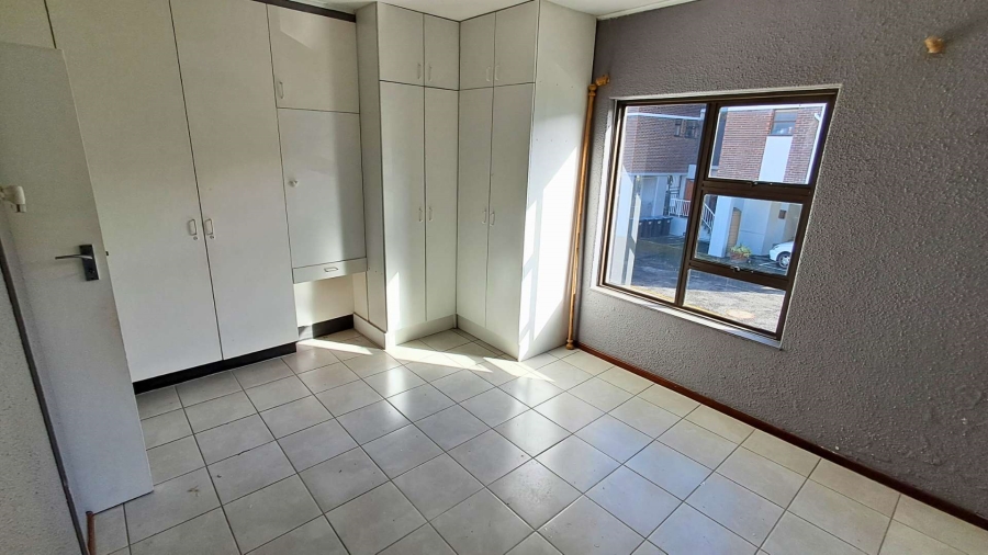 To Let 3 Bedroom Property for Rent in Fairfield Estate Western Cape